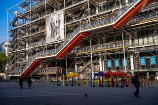 Le centre Pompidou Le centre Pompidou