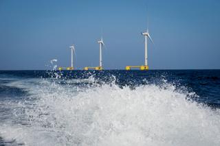  Parc éolien offshore flottant sur la côte de Viana do Castelo, dans le nord du Portugal.