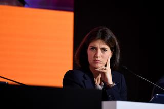 Orange,  entreprise dirigée par Christel Heydemann, a gagné une première manche contre le Centre national du cinéma. Orange,  entreprise dirigée par Christel Heydemann, a gagné une première manche contre le Centre national du cinéma.