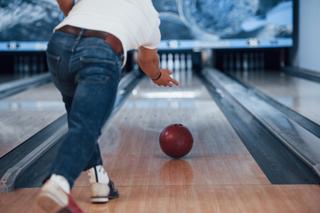 Les centres de loisirs d’Hadrena proposent des activités comme du bowling, du karting ou des escape games.