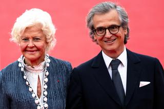 Jean-Guillaume d'Ornano est le propriétaire d’Option Finance, société aujourd’hui placée en redressement judiciaire. Sa mère est une ancienne figure politique, longtemps maire de Deauville. 
