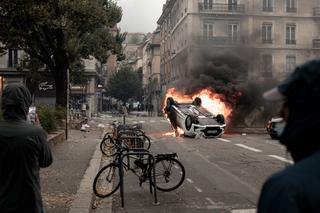 Violences urbaines : la ministre du numérique convoque les réseaux sociaux